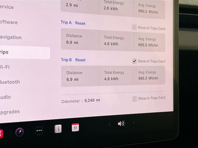 2024 Tesla Model 3 - Photo 19