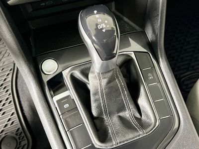 2022 Volkswagen Tiguan - Photo 20