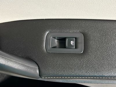 2022 Volkswagen Tiguan - Photo 27