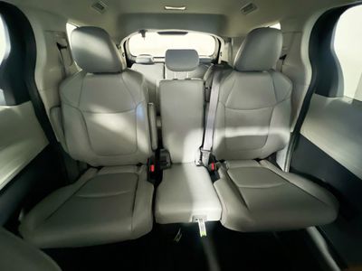 2024 Toyota Sienna - Photo 29
