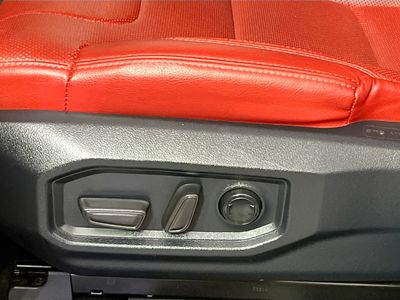 2024 Toyota Tundra - Photo 12