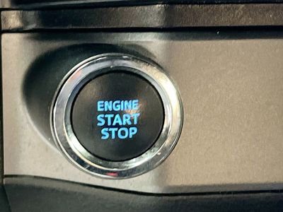 2020 Toyota Tacoma - Photo 19
