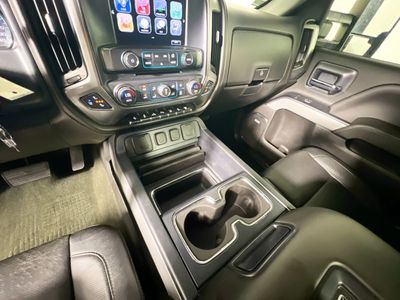 2018 Chevrolet Silverado 2500HD - Photo 21