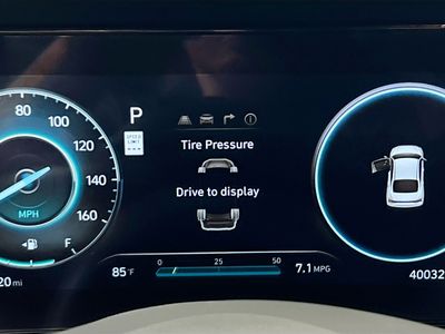 2024 Hyundai Elantra - Photo 19