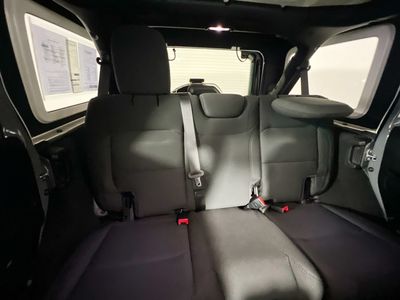 2021 Jeep Wrangler - Photo 29