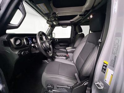 2021 Jeep Wrangler - Photo 12