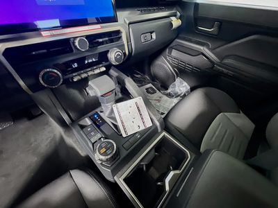 2025 Toyota Tacoma - Photo 22