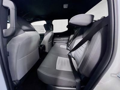 2025 Toyota Tacoma - Photo 25