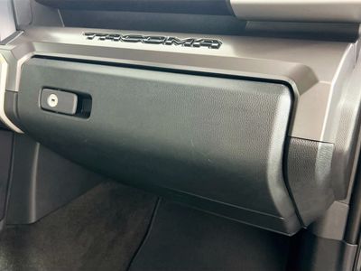 2024 Toyota Tacoma - Photo 31