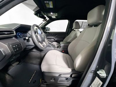 2024 Toyota Tacoma - Photo 12