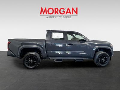 2024 Toyota Tacoma - Photo 2