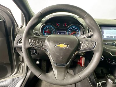 2018 Chevrolet Cruze - Photo 14