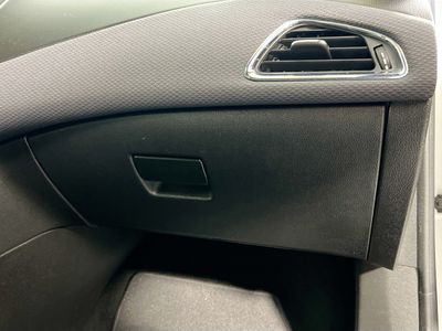 2018 Chevrolet Cruze - Photo 29