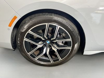 2024 BMW 7 Series - Photo 11