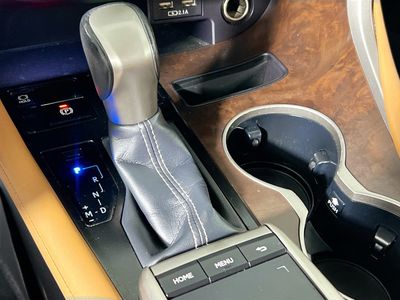 2022 Lexus RX - Photo 21