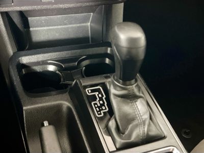 2018 Toyota Tacoma - Photo 21