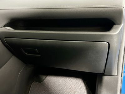 2020 Toyota RAV4 Hybrid - Photo 31