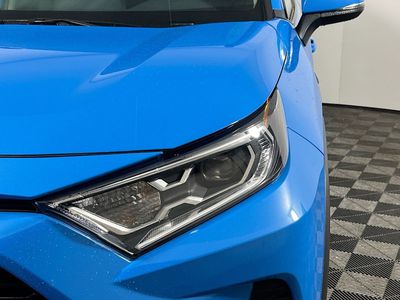 2020 Toyota RAV4 Hybrid - Photo 9