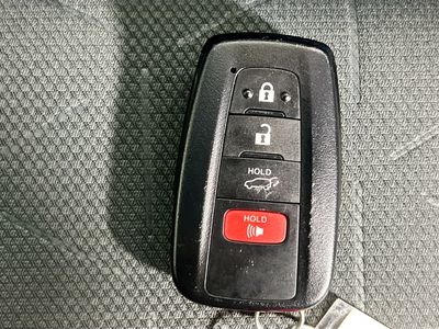 2020 Toyota RAV4 Hybrid - Photo 32