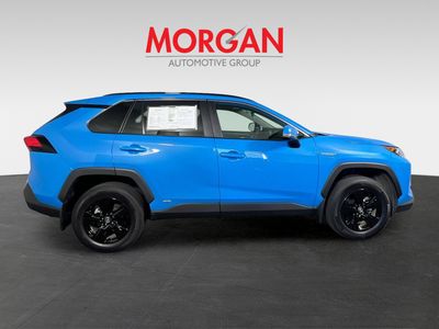 2020 Toyota RAV4 Hybrid - Photo 2