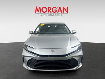 2025 Toyota Camry — photo 8 view