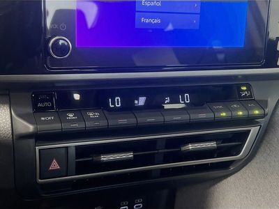 2025 Toyota Camry — photo 23 view