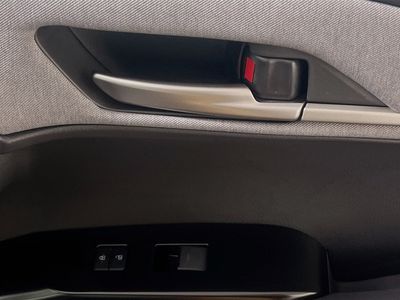 2025 Toyota Camry — photo 28 view