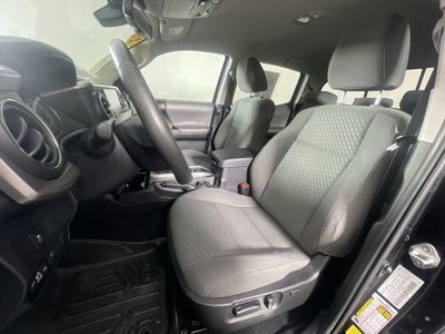 2021 Toyota Tacoma - Photo 12