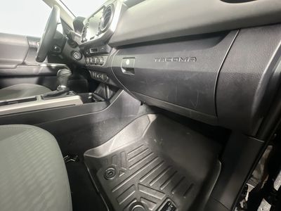 2021 Toyota Tacoma - Photo 29