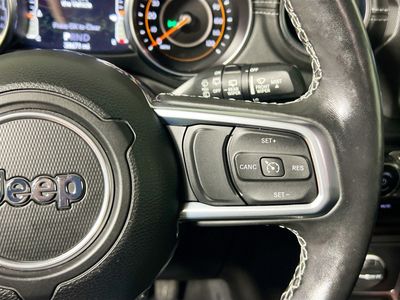 2022 Jeep Wrangler - Photo 17