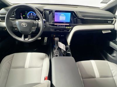 2026 Toyota Camry — photo 26 view