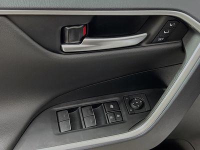 2024 Toyota RAV4 - Photo 14