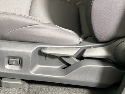 2026 Toyota Tacoma 4WD - Photo 13