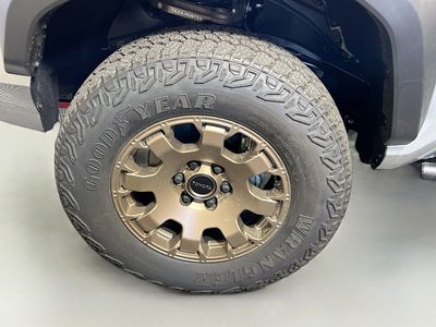 2026 Toyota Tacoma 4WD - Photo 11