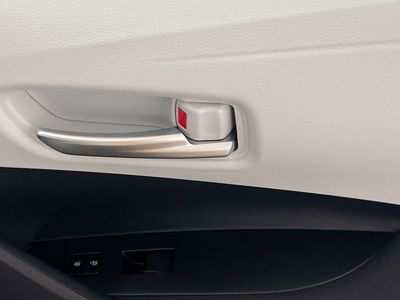 2026 Toyota Corolla - Photo 28