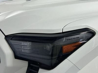 2026 Toyota Tacoma 4WD - Photo 9