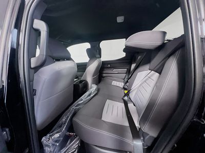 2025 Toyota Tacoma 4WD - Photo 25