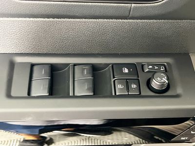 2026 Toyota Tundra 4WD - Photo 14