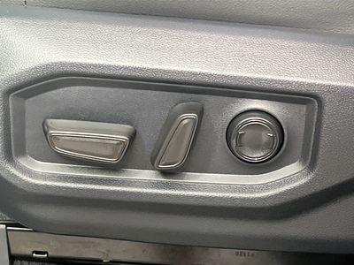 2026 Toyota Tundra 4WD - Photo 13