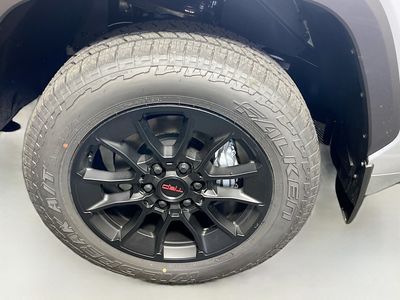 2026 Toyota Tundra 4WD - Photo 11