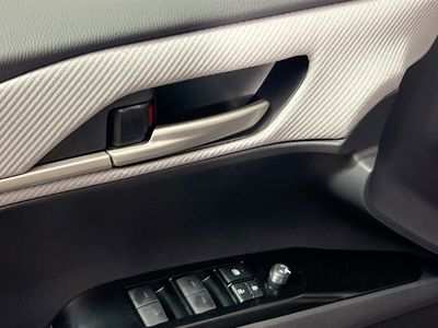 2026 Toyota Camry — photo 14 view