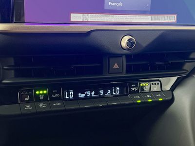 2026 Toyota Crown Signia - Photo 23