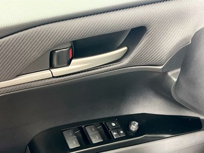 2026 Toyota Camry — photo 14 view