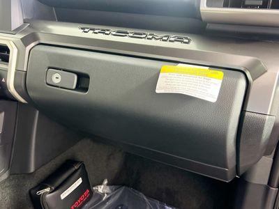 2026 Toyota Tacoma 4WD - Photo 30