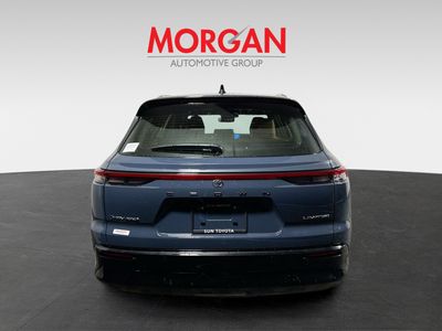 2026 Toyota Crown Signia - Photo 4