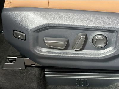 2026 Toyota Tundra 4WD - Photo 13