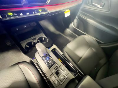 2026 Toyota Prius Plug-In Hybrid - Photo 22