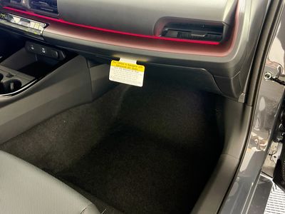 2026 Toyota Prius Plug-In Hybrid - Photo 30