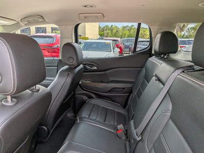 2023 GMC Acadia - Photo 15