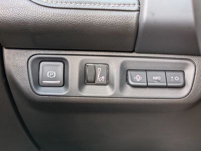 2023 GMC Acadia - Photo 24